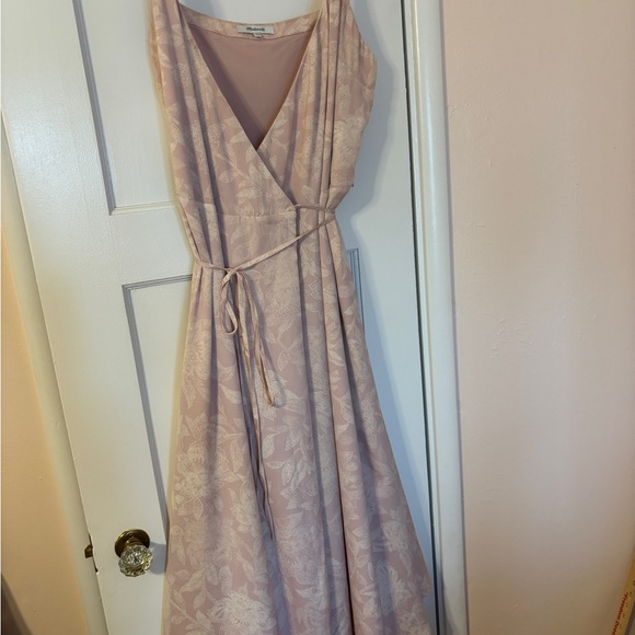 Madewell Dresses & Skirts - Madewell Blush Floral Maxi Dress